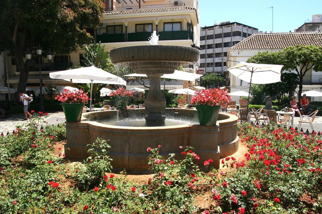 Hostal La Malagueña Estepona Exterior foto