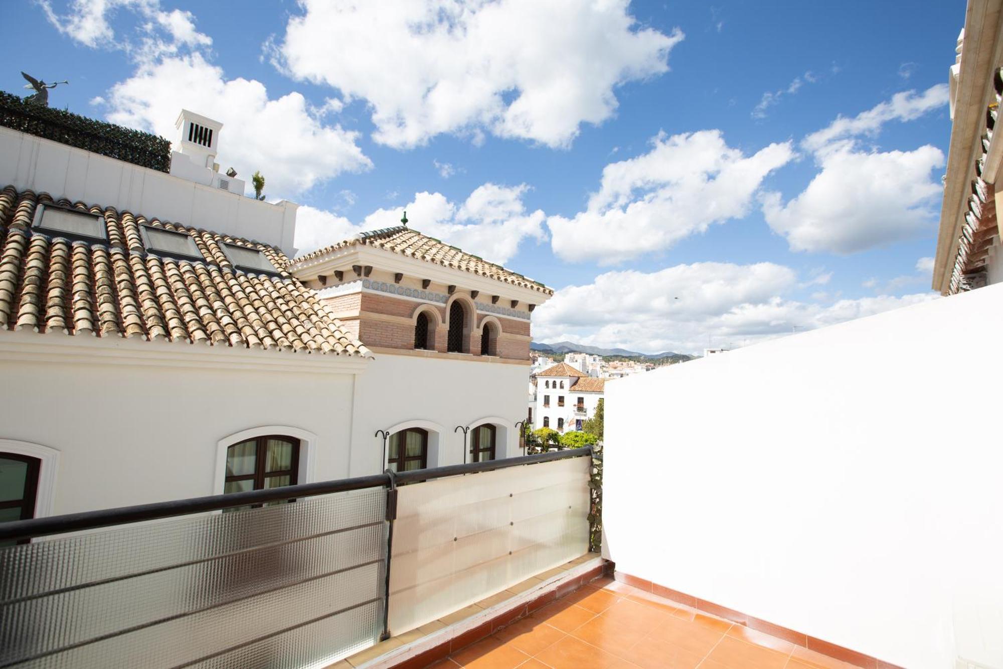 Hostal La Malagueña Estepona Exterior foto