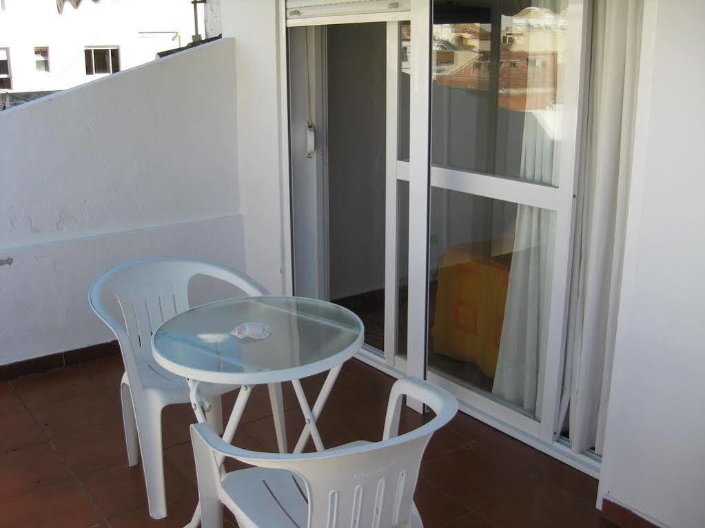 Hostal La Malagueña Estepona Exterior foto